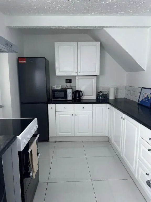 Hartlepool-3 bd House-sleeps5-free Parking&netflix
