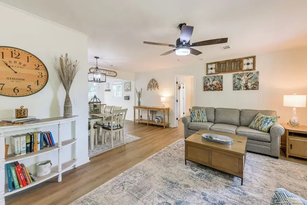 Walk to Dtwn Pine Mountain! Quiet Cottage w/ Yard