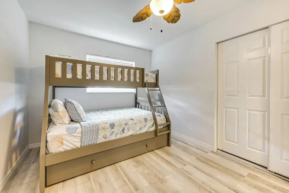 < 2 Mi to Beach & Marina: Bright Ruskin Retreat!
