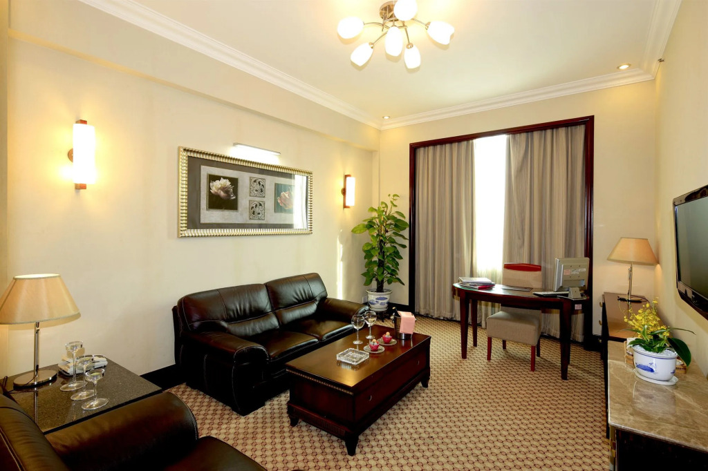 Guangzhou Nanfang Yiyuan Hotel