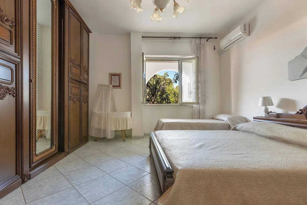 3893 Villetta Tiziana by Barbarhouse
