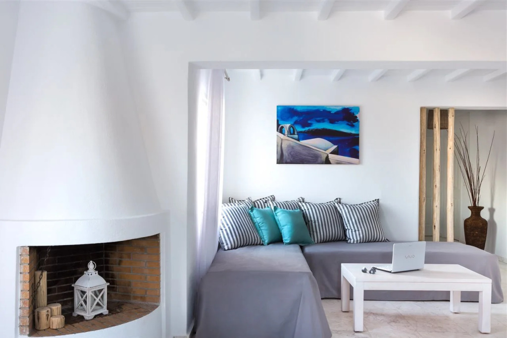 BayBees Sea View Residence