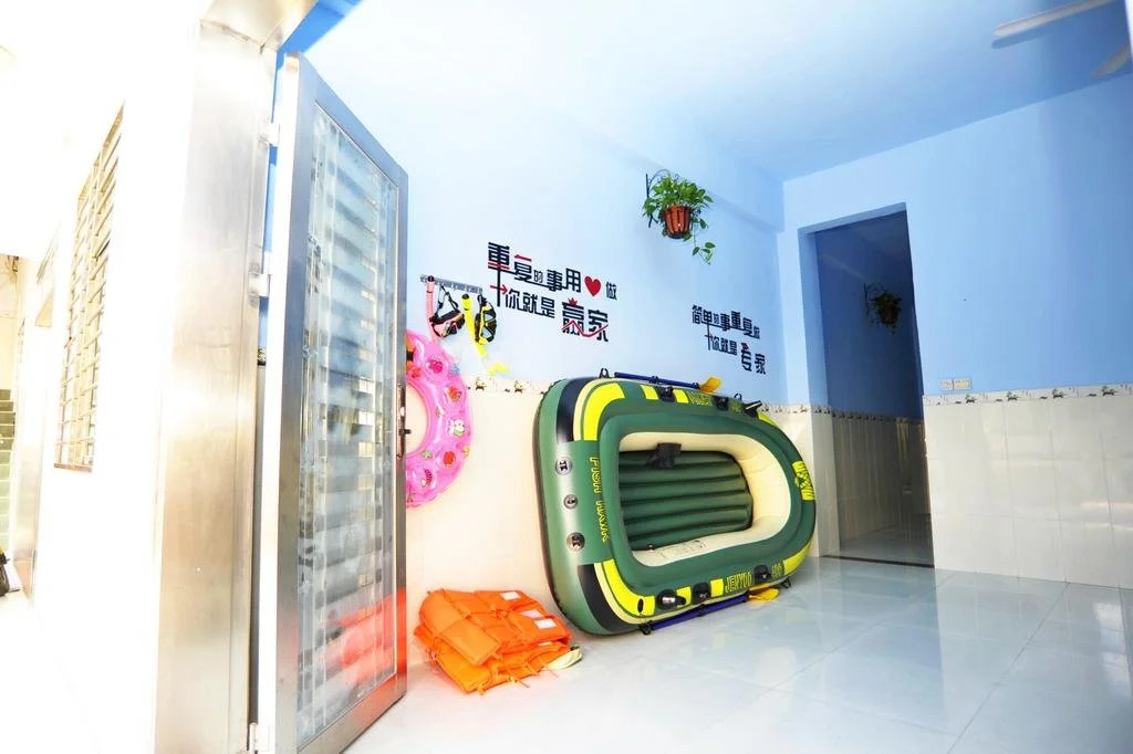 Surfing Youth Hostel