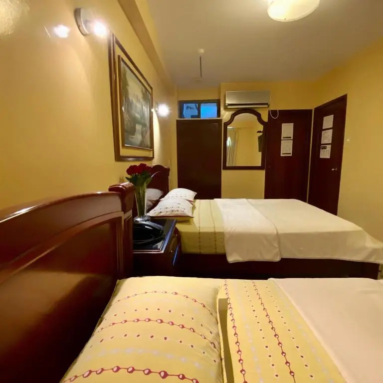 Hostal Montesa