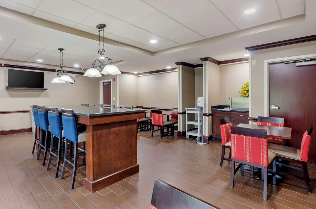 Comfort Inn & Suites Hillsville I-77