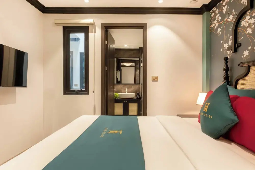 Hanoi Bliss Hotel