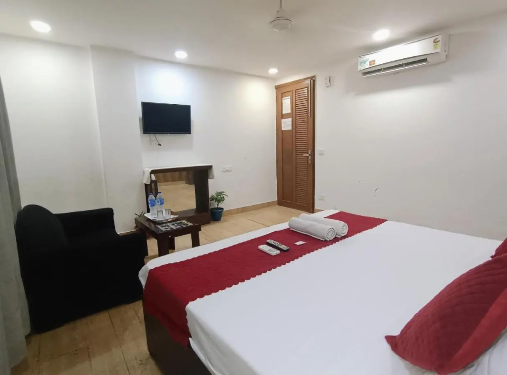 Mauryan Elite Hotel @ Devli Khanpur
