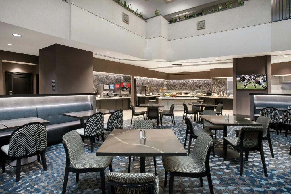 Embassy Suites by Hilton Orlando Airport