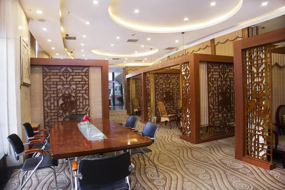 Xiangjun Huatian Commerce