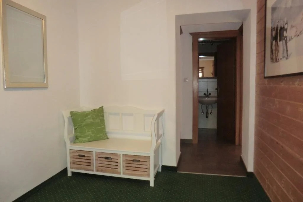 Ferienwohnungen Hell