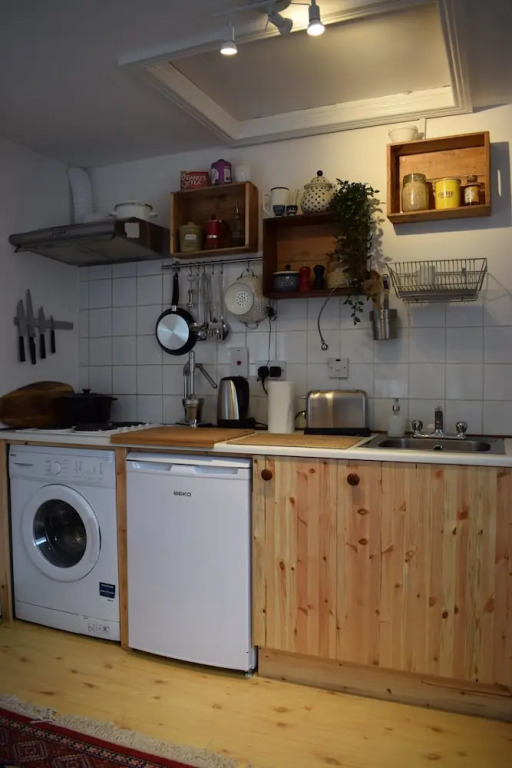 1 Bedroom Flat, Close to City Centre
