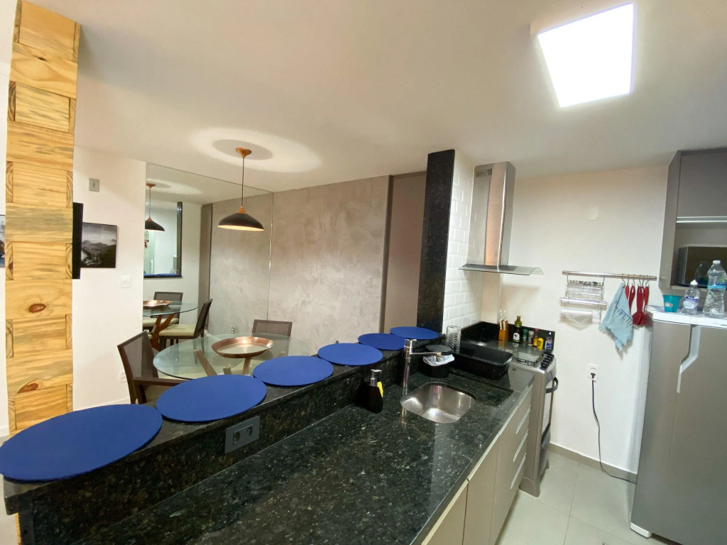Apartamento 2 Quartos 200m Da Praia E Ao Lado Dos Shoppings Leblon Wifi 500m