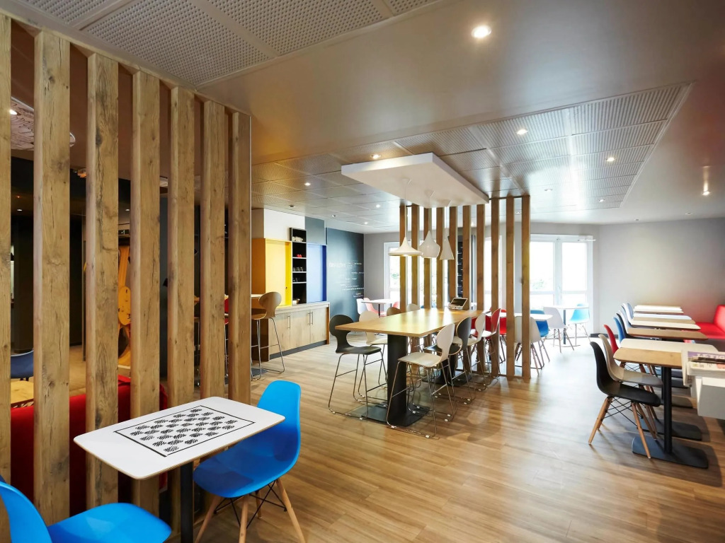ibis Valenciennes