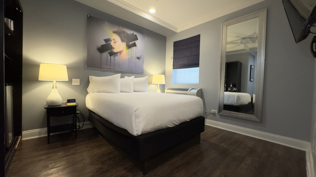 Hotel Chicago West Loop, SureStay Collection by Best Western