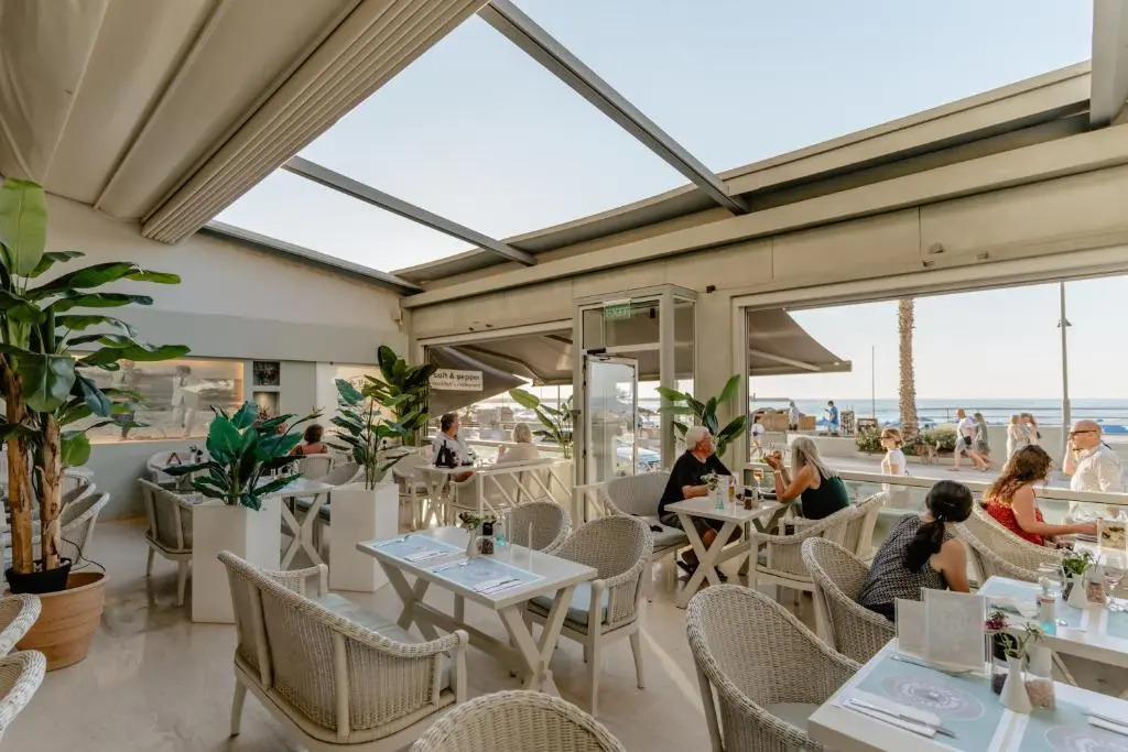 Palm Beach Hotel Apartments