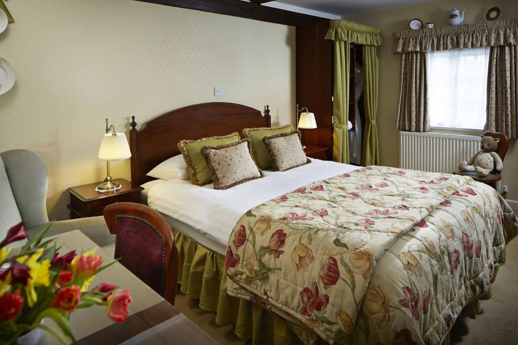 Drayton Court Hotel