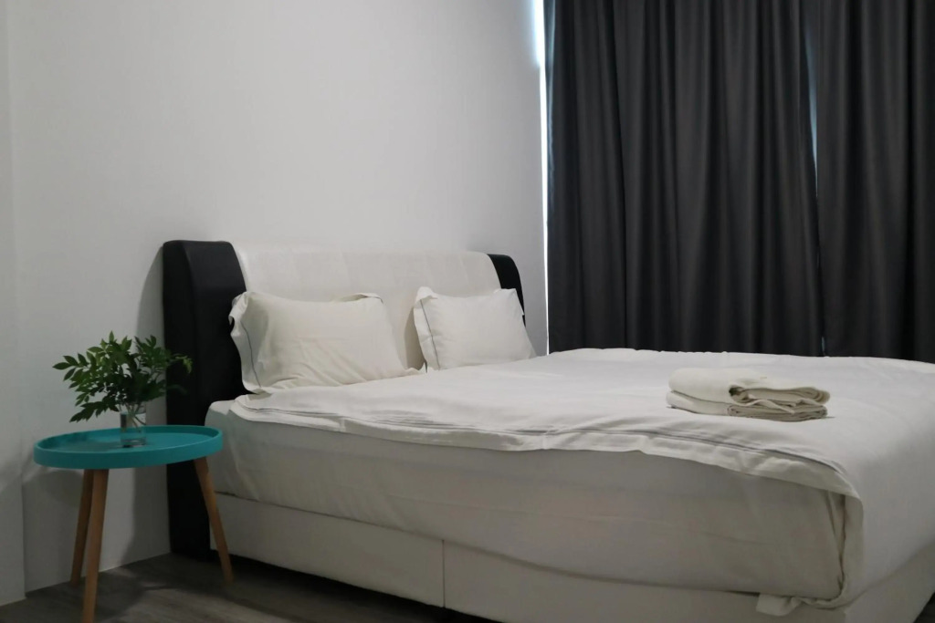 Zen66 @ Roxy Serviced Apartment