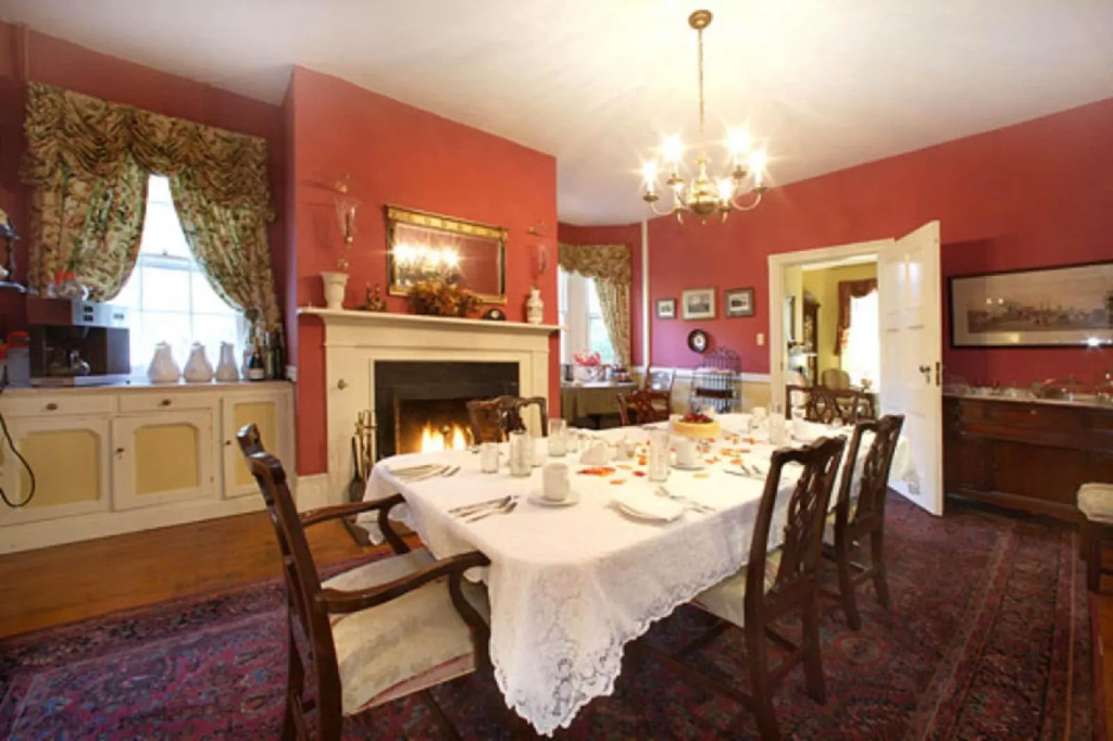 Caldwell House Bed and Breakfast