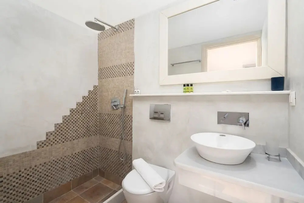 Kapeli Suites