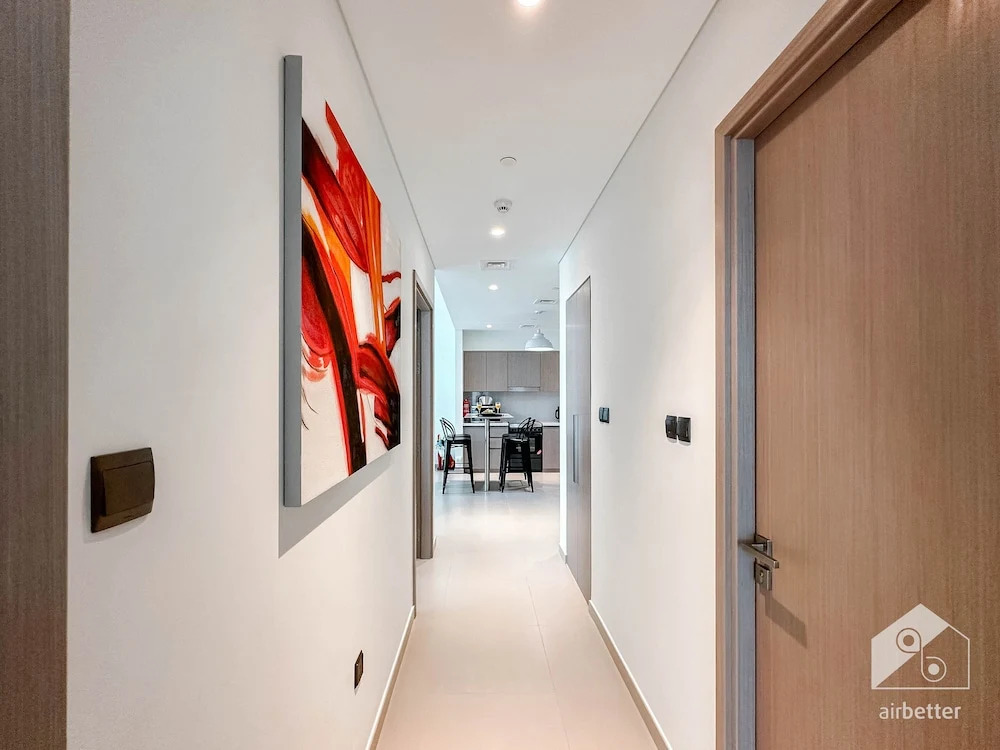 Luxurious 2B with Breathtaking Views Downtown