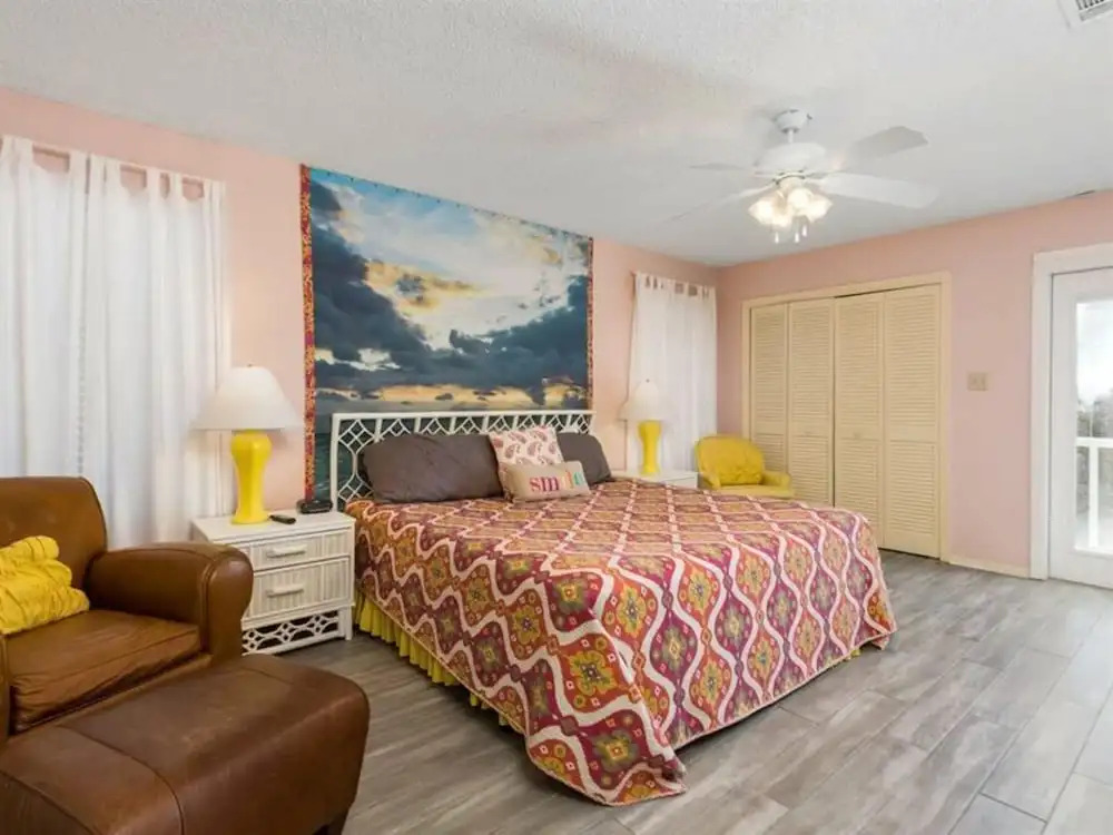 The Flip Side by Meyer Vacation Rentals