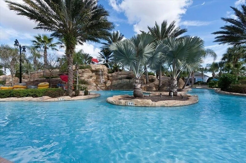 Condo Hertitage Crossing Modern Delight 3 Bedroom Reunion