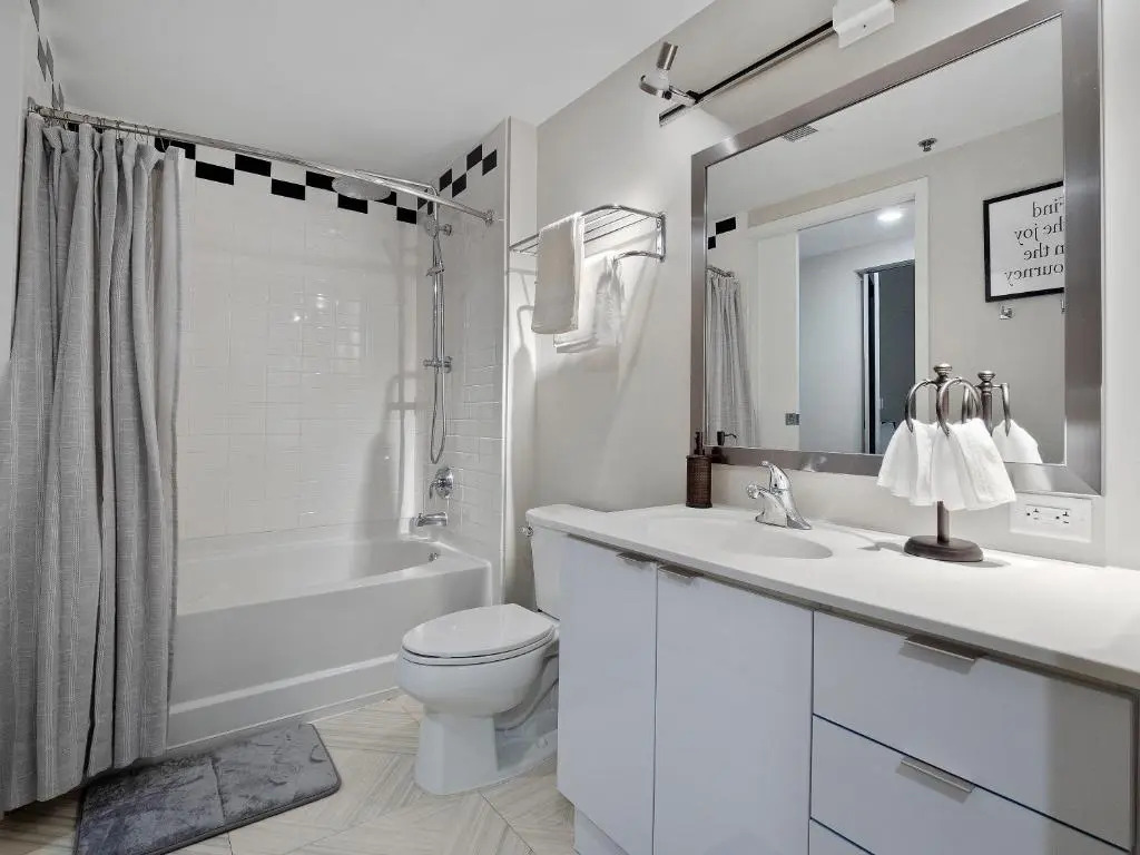Lavish, Best Central Location with Unmatched Amenities 227