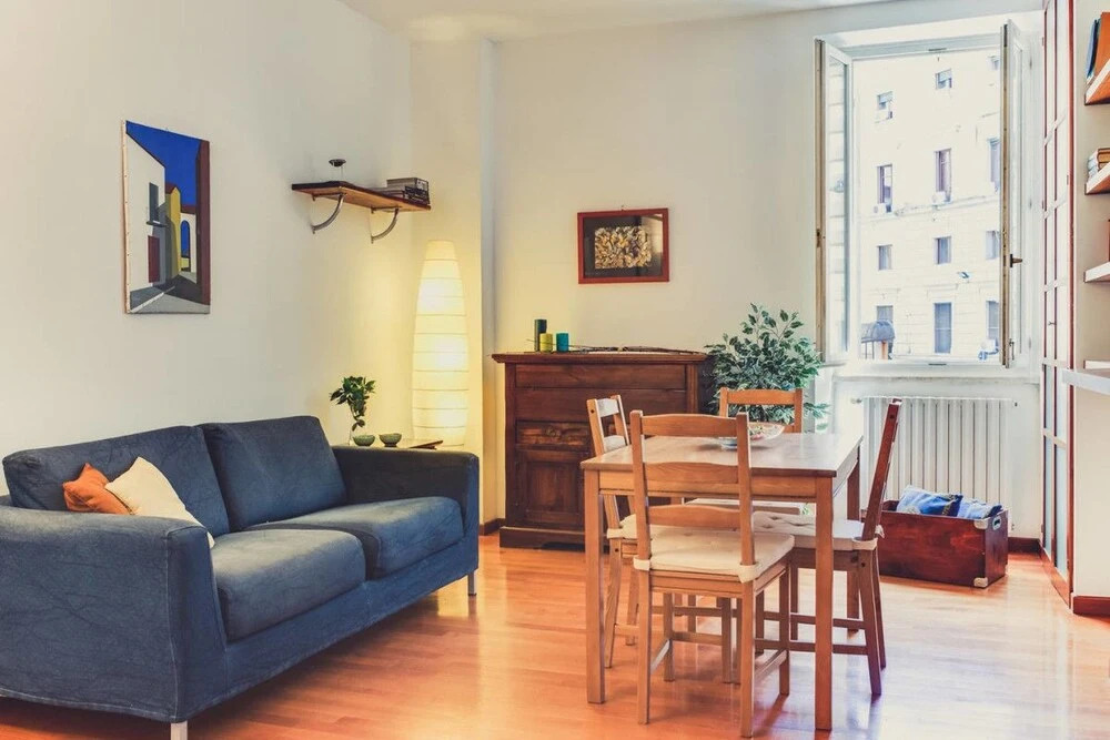 Elegant and Quiet Flat in City Center