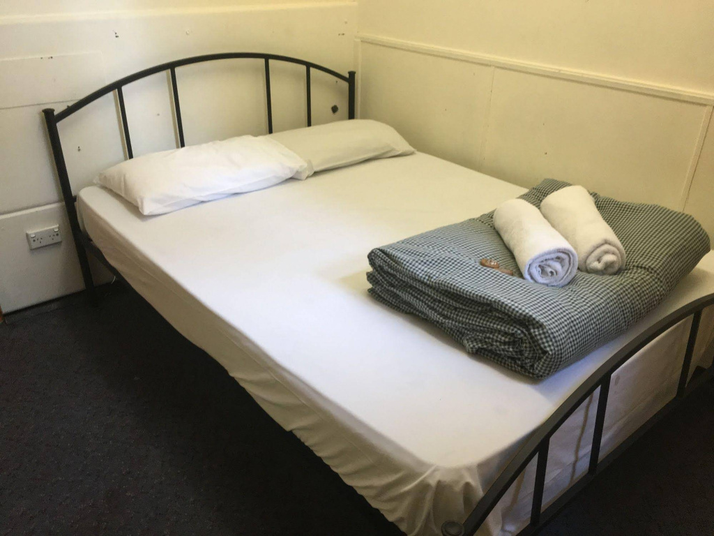 Hotel Morris Sydney, Handwritten Collection