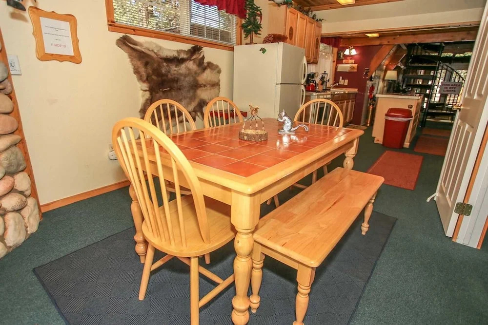 Mason's Mountain Retreat 1593 by RedAwning