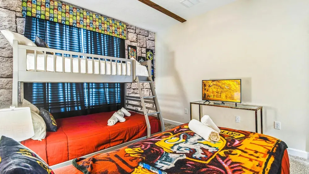 Disney Dreams 5br Themed Villa w Pool Spa, Kissimmee