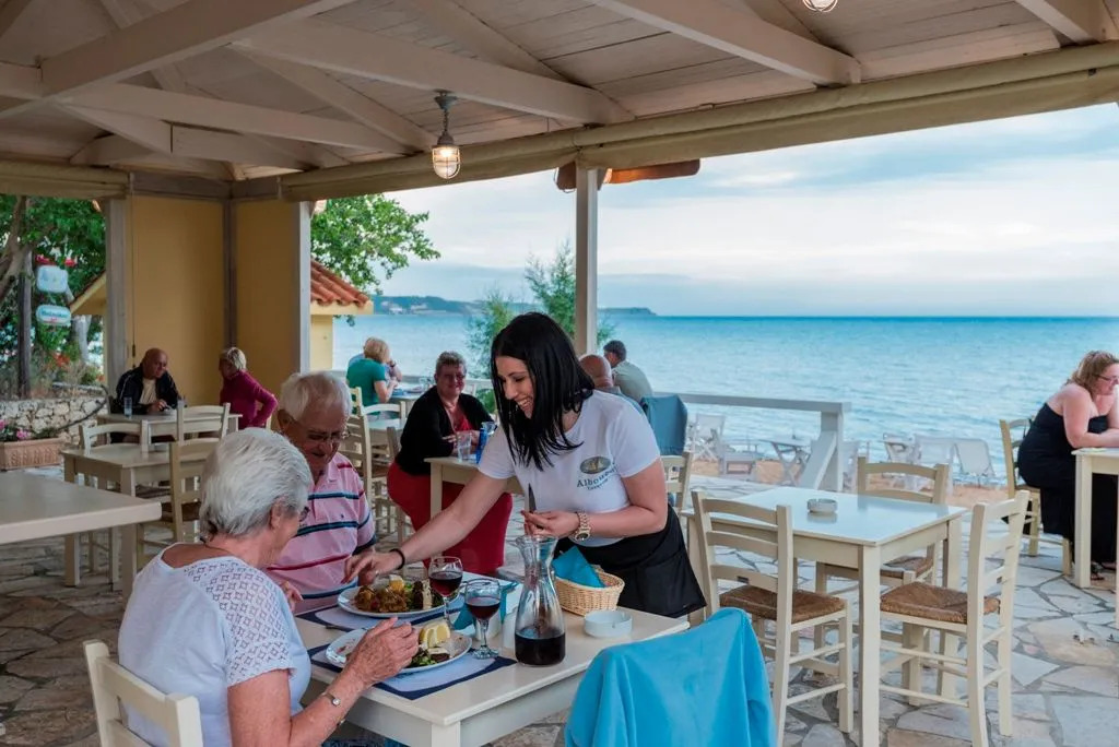 Albouro seafront apartments