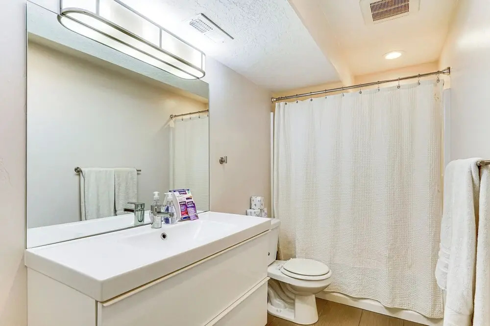South Salt Lake Home w/ Hot Tub: 7 Mi to Downtown