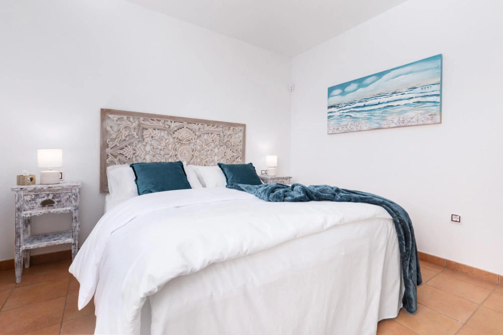 Home2Book Charming Casa Tara