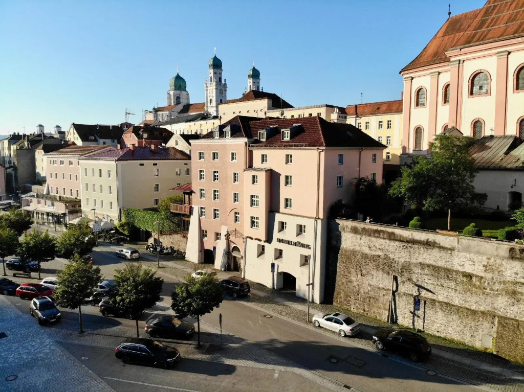 Hotel König