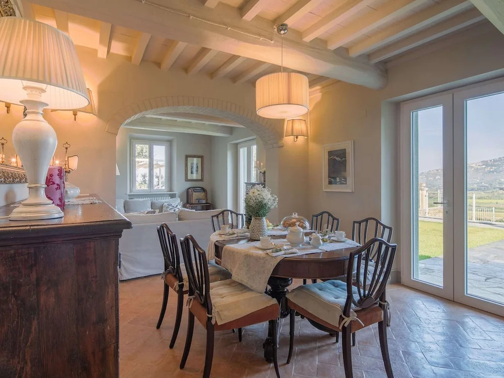 Holiday Home in Cortona With Pool & Valley Views