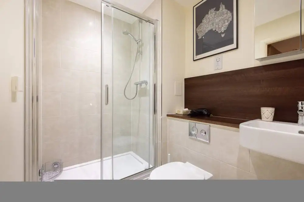 The Call of London 2 Bedroom Flat in Battersea