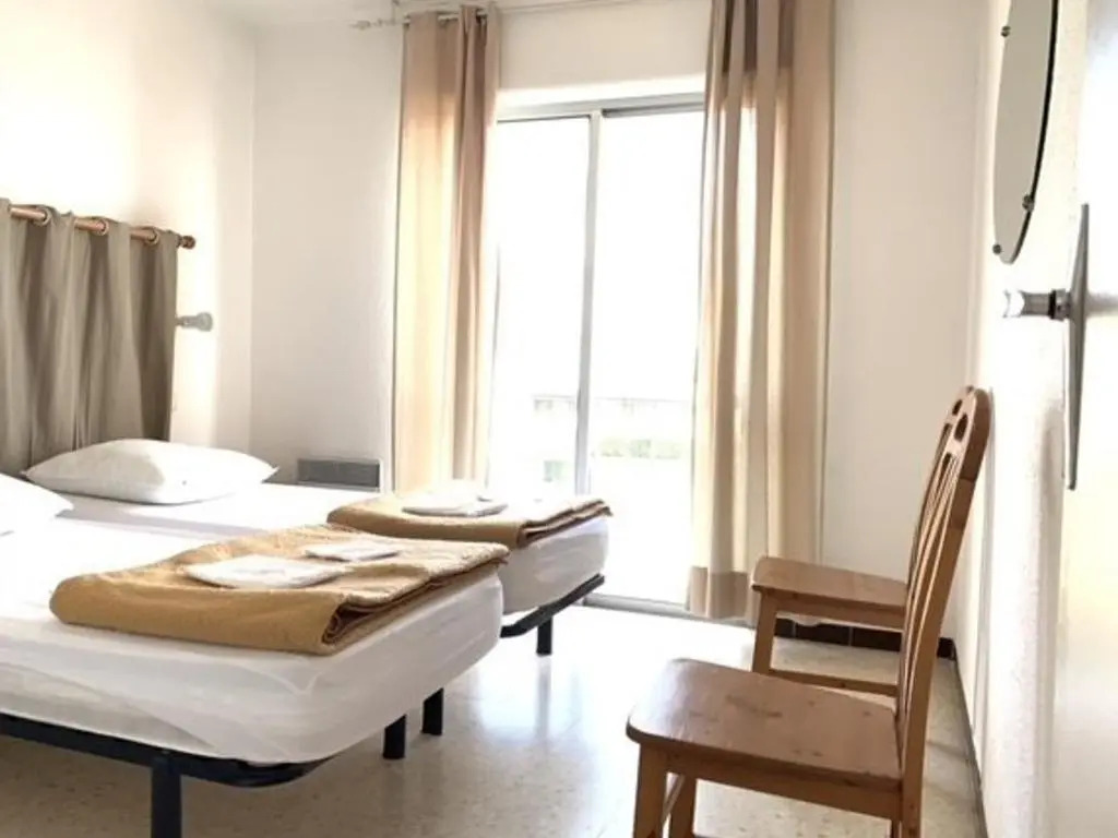 Appartement Balaruc-les-Bains, 2 pièces, 4 personnes - FR-1-503-70