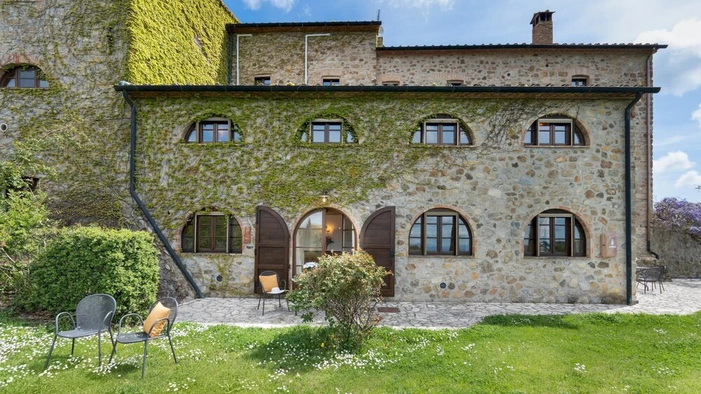GUADO AL SOLE 26&4, Emma Villas