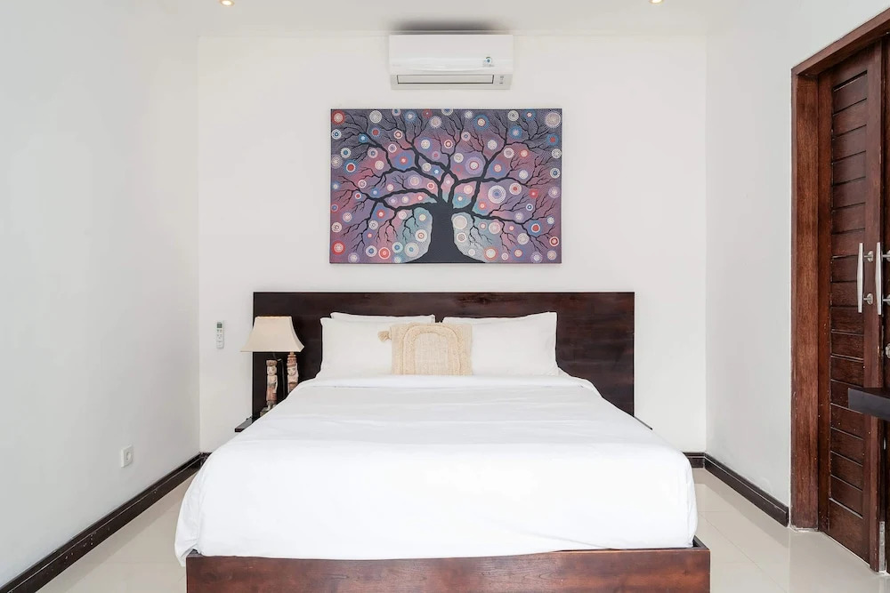 Villa Art Gecko - Tropical 2BR Private Haven in Batu Belig, Seminyak