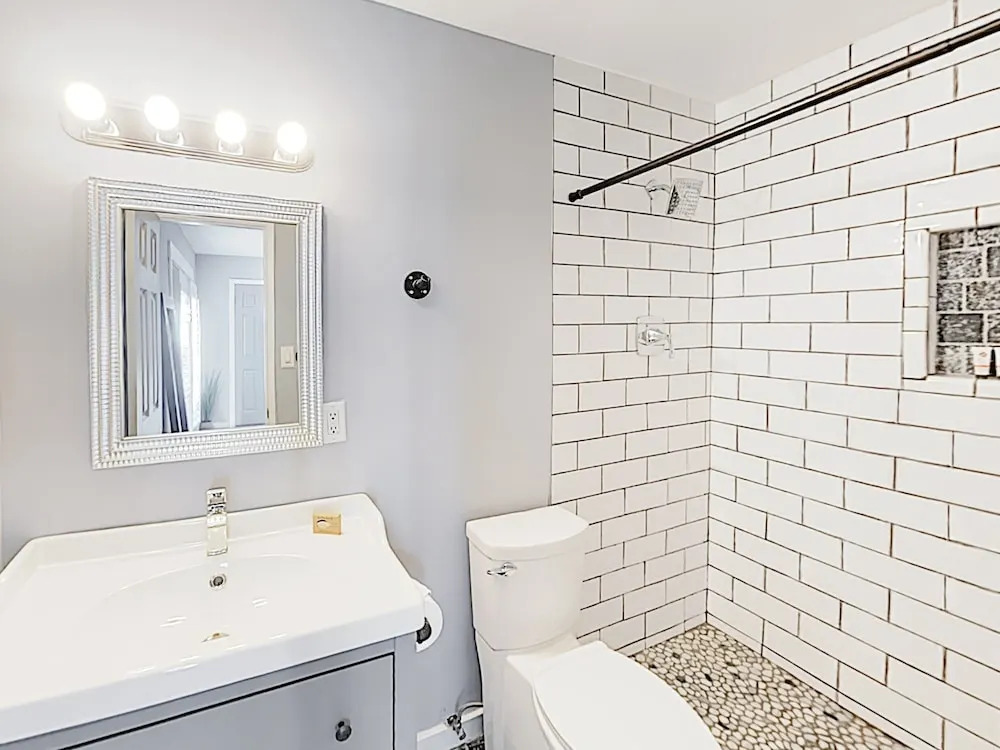 New Listing! Chic Haven W/ Private Pool, Game Room 4 Bedroom Home