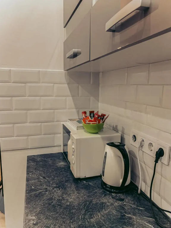 Heroes Square Apartment