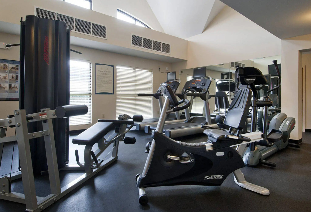 Staybridge Suites - Charlotte Ballantyne by IHG