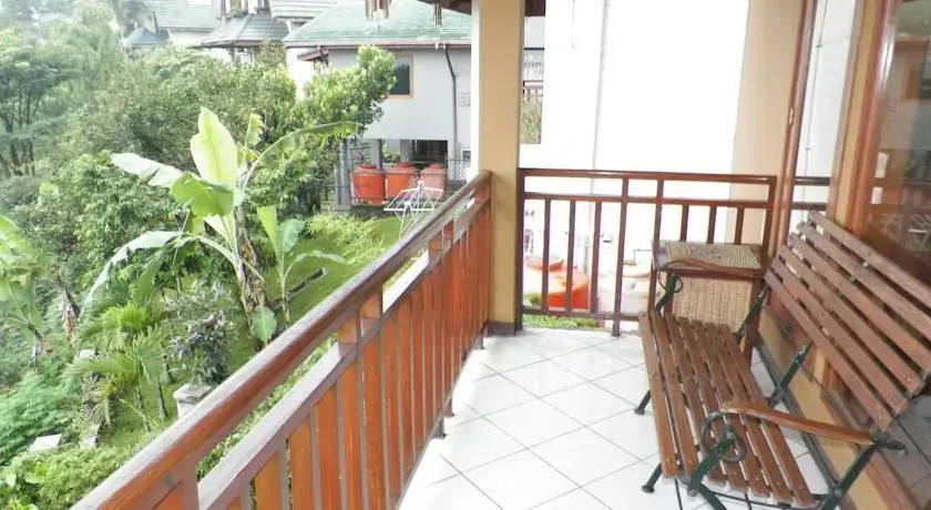 De Bukit Dago Villa