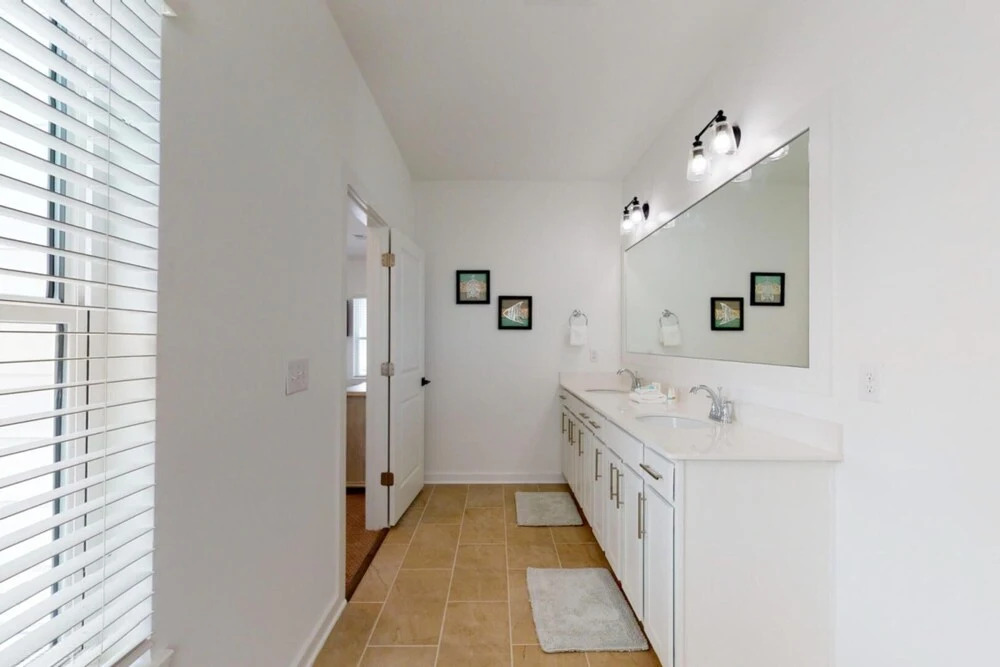 Peek-A-Bay by Gold Star Vacation Rentals