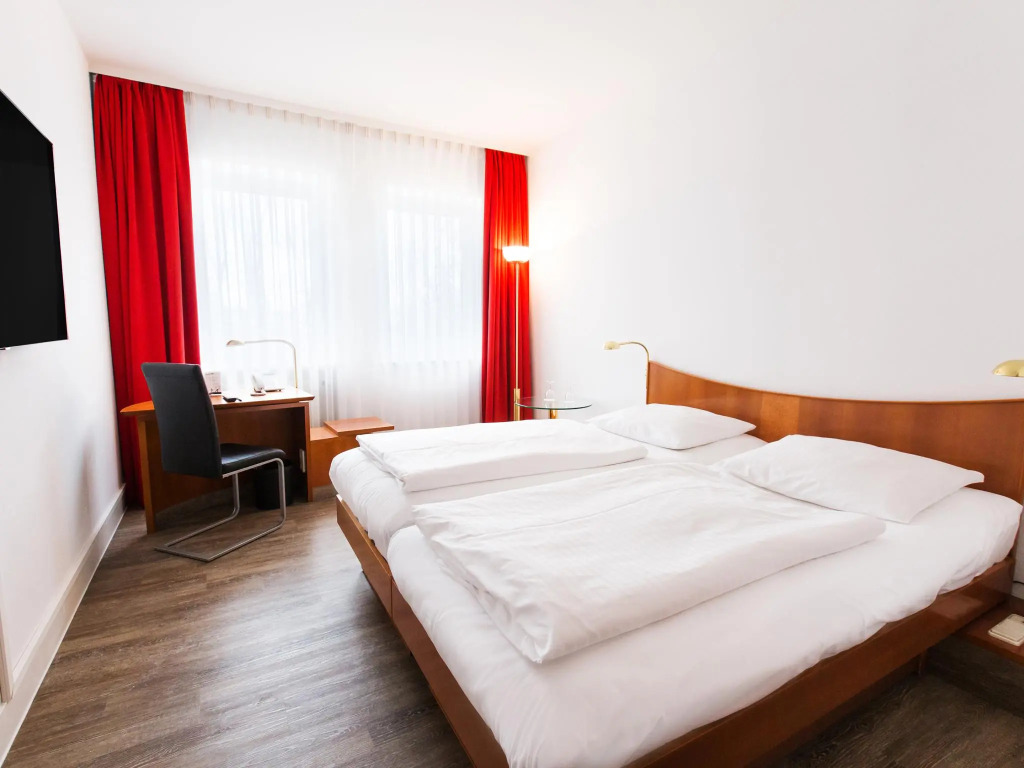 DORMERO Hotel Dresden Airport