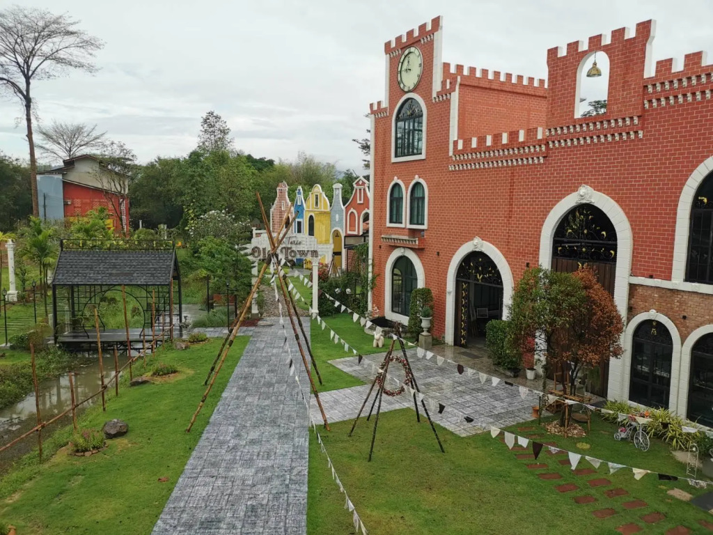 Phuiyara Resort
