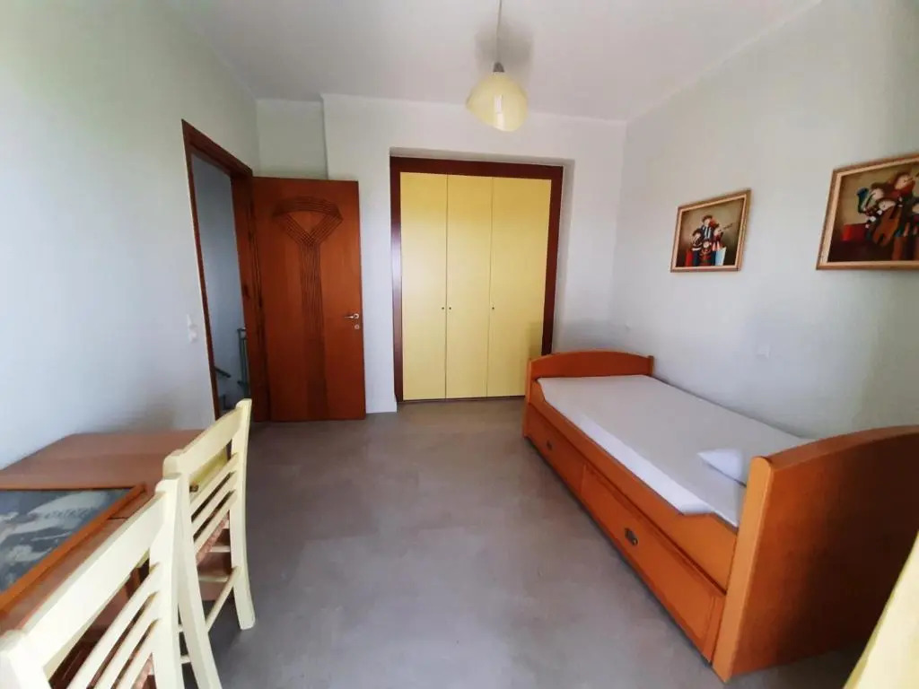 Spacious Holiday House with Shared Pool
