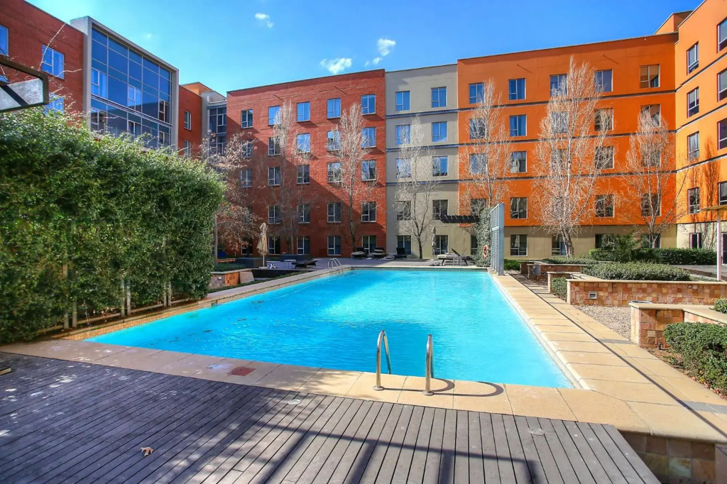 Melrose Arch Luxury Apartment
