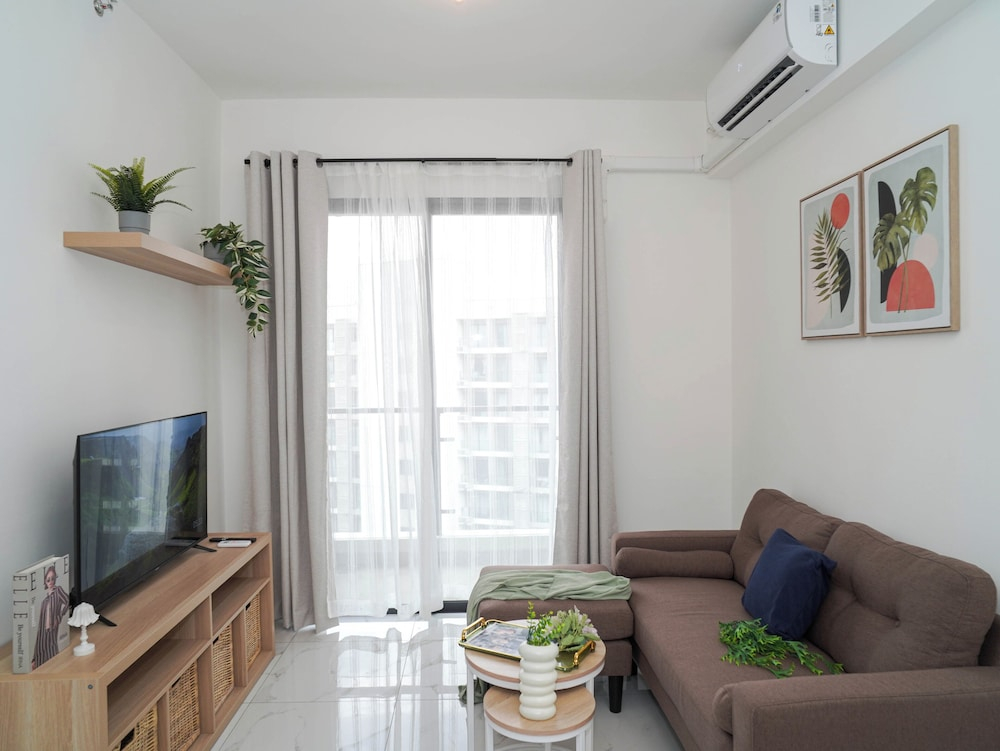 Tranquil 2Br For 4 Pax At Sky House Bsd Apartment